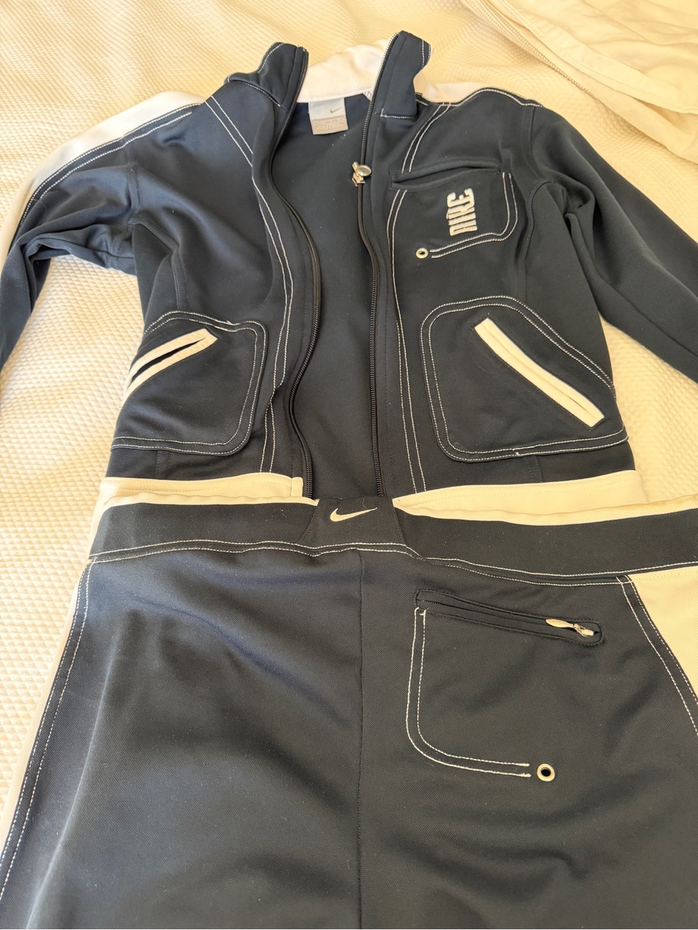 Women’s Nike Navy and White Track Jacket and Pants Set vintage